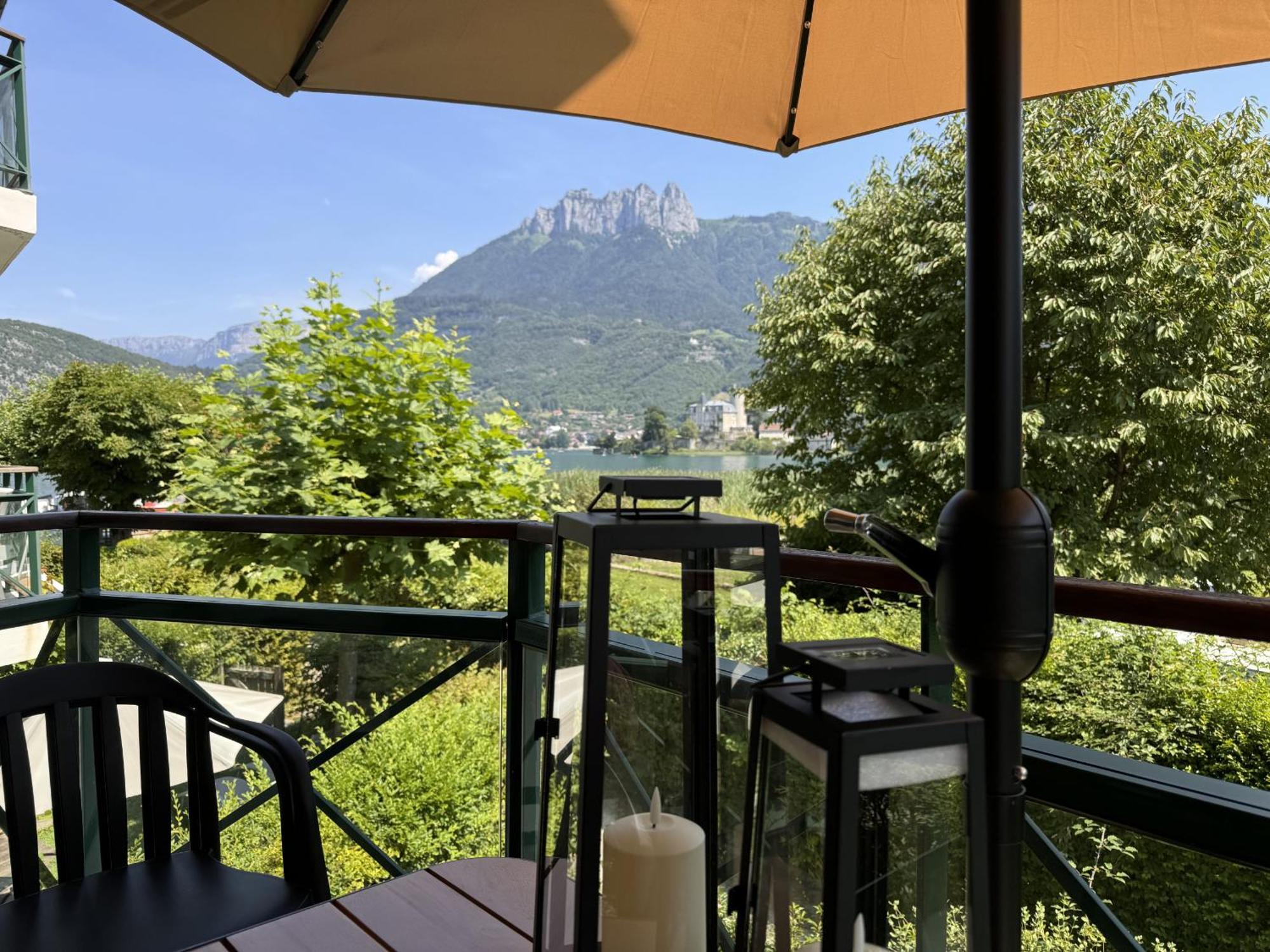 Studio La Baie Des Voiles Vue Lac Et Montagne Apartment Duingt Exterior photo