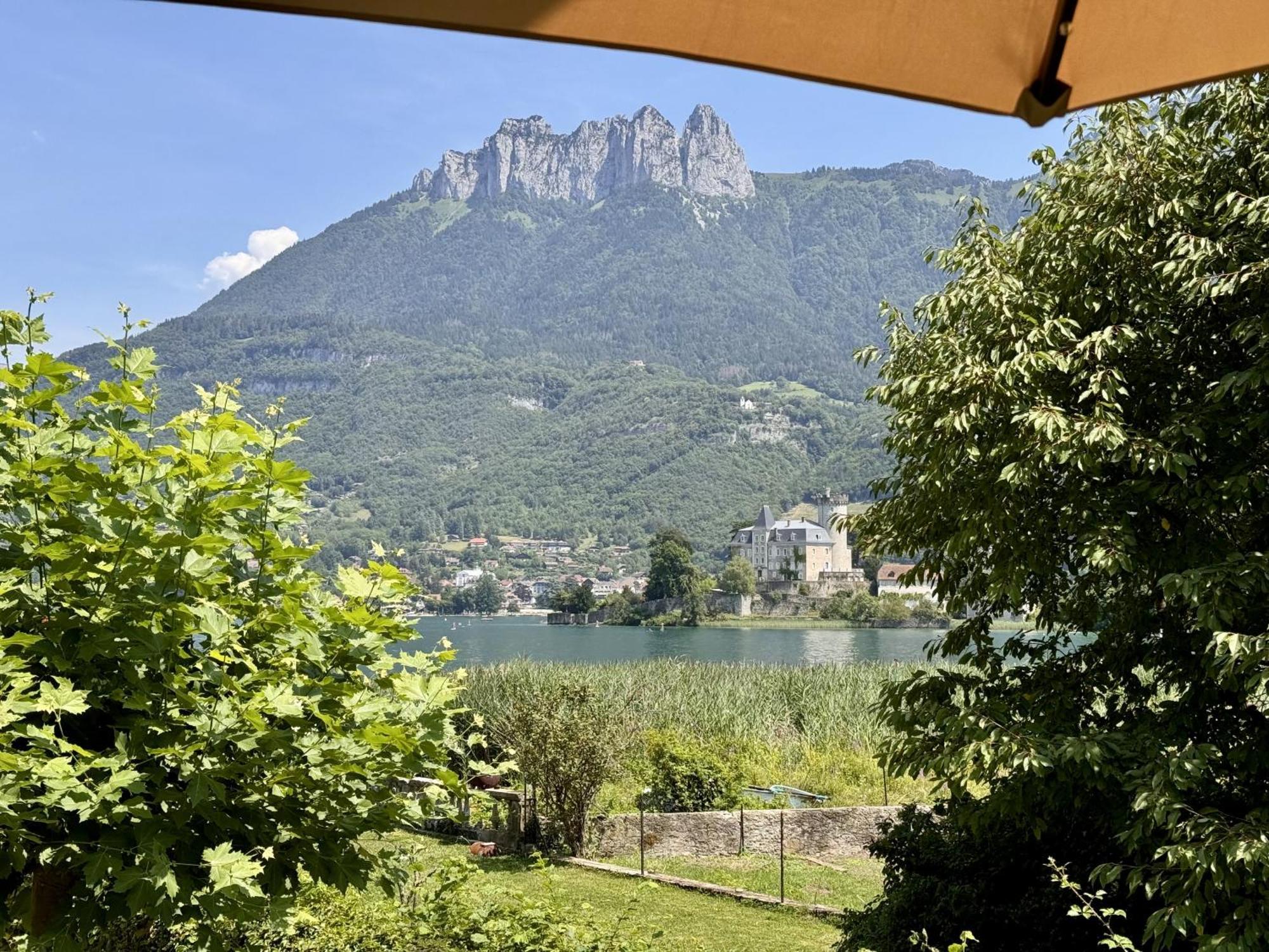 Studio La Baie Des Voiles Vue Lac Et Montagne Apartment Duingt Exterior photo